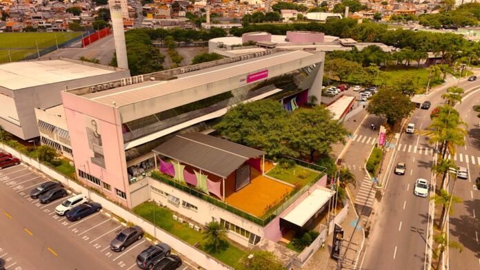 Barueri decola no futuro profissional de suas mulheres! Workshop e bolsas na área da aviação!