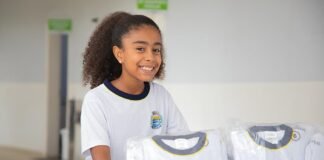 Educação em Barueri: Como a gestão Beto Piteri garante kits e uniformes em 2026 A Gestão do Prefeito Beto Piteri acompanhando investimentos na educação de Barueri, sempre de olho.