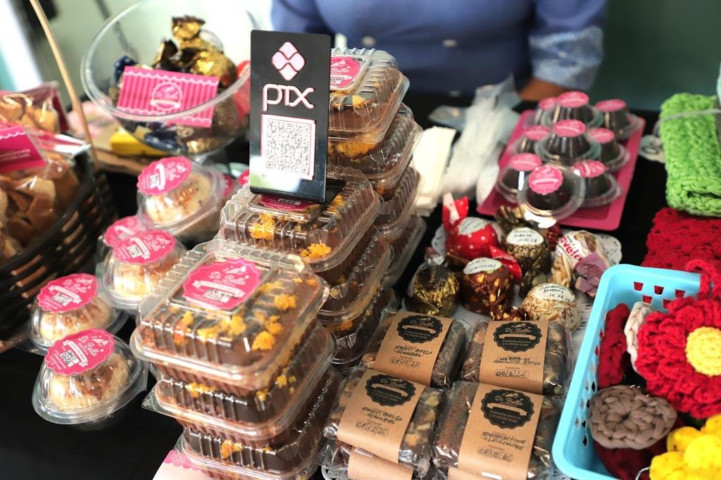 Feira Empreendedora Inclusiva de Barueri une talento e geração de renda 1 Conheça a Feira Empreendedora Inclusiva de Barueri. Evento na SDPD valoriza o talento de pessoas com deficiência e gera renda. Saiba como participar e visitar