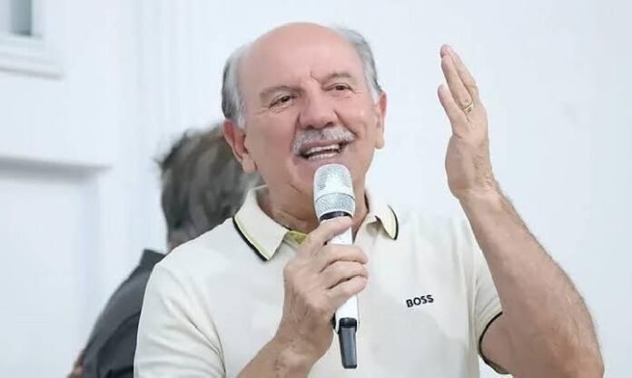 Barueri recebe o prêmio Prefeito Inovador 2026 no Fórum de Cidades Digitais. Beto Piteri