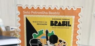 Carapicuíba recebe Selo Petronilha do MEC por excelência em equidade racial na educação de 2024 A Secretaria de Educação de Carapicuíba é premiada pelo MEC com o Selo Petronilha Beatriz Gonçalves e Silva
