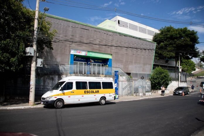 Obras de reforma na Escola Municipal Maternal Maria Sueli da Silva, no Vale do Sol, em Barueri (SP)